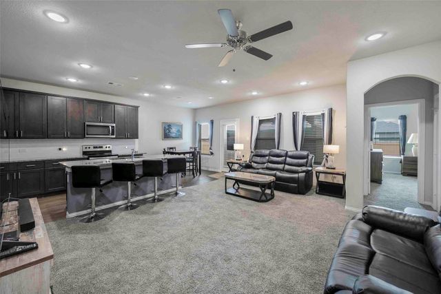 142 Lawndale Lane, Mabank, TX 75147