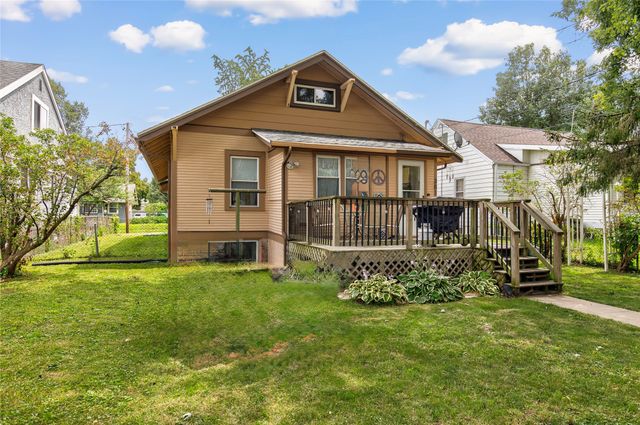 3816 3rd Street, Des Moines, IA 50313