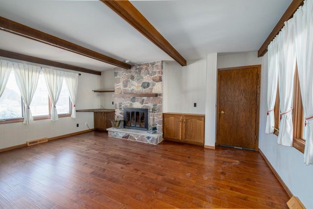 520 WILLOW DRIVE, Fond Du Lac, WI 54935