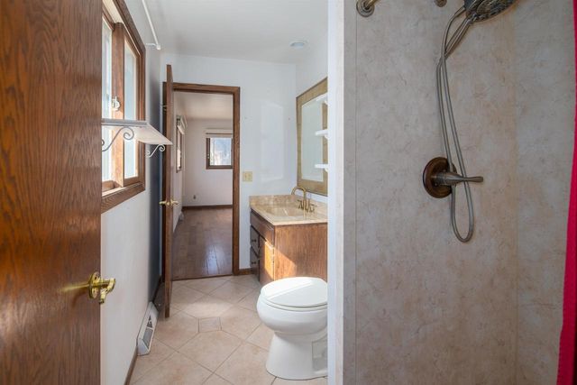 520 WILLOW DRIVE, Fond Du Lac, WI 54935