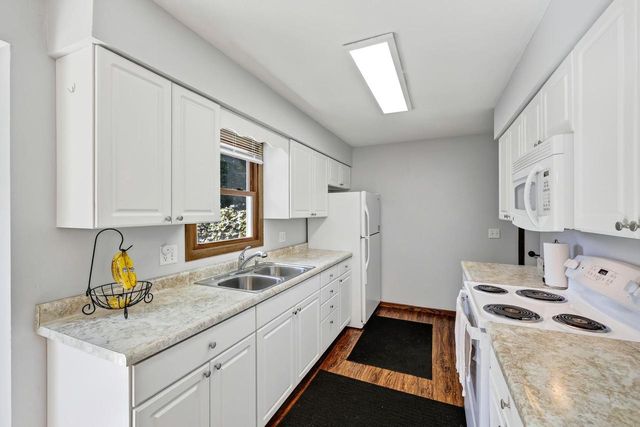 1335 Johnson Street, Stoughton, WI 53589