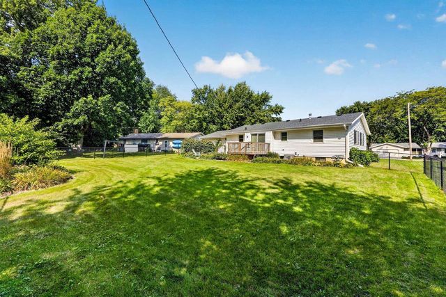 1335 Johnson Street, Stoughton, WI 53589