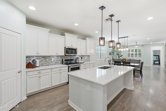 3007 W WOBURN Lane, Phoenix, AZ 85085