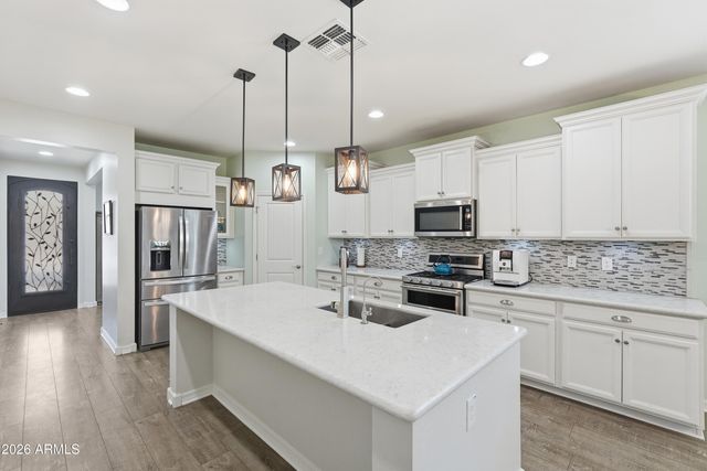 3007 W WOBURN Lane, Phoenix, AZ 85085