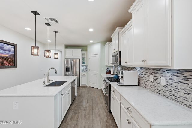 3007 W WOBURN Lane, Phoenix, AZ 85085