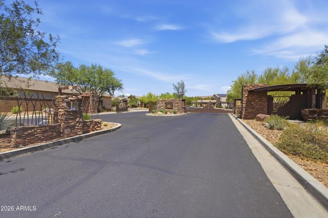 3007 W WOBURN Lane, Phoenix, AZ 85085