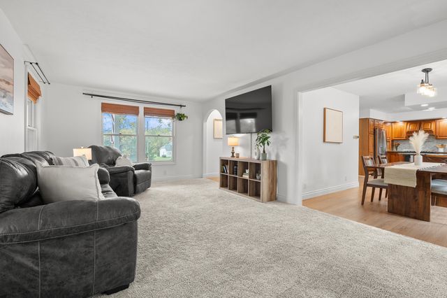 9980 S 2nd Street, Texas Twp, MI 49071
