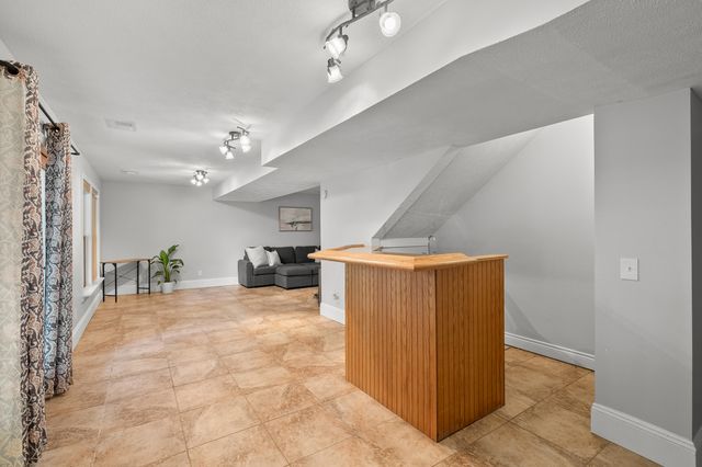 9980 S 2nd Street, Texas Twp, MI 49071