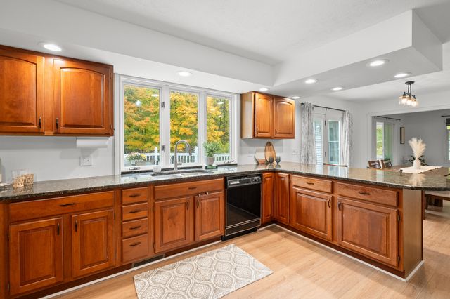 9980 S 2nd Street, Texas Twp, MI 49071