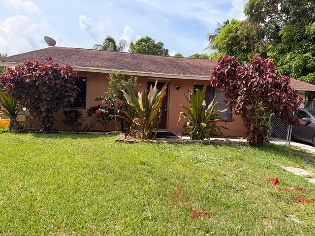 6082 Wauconda Way E, Lake Worth, FL 33463