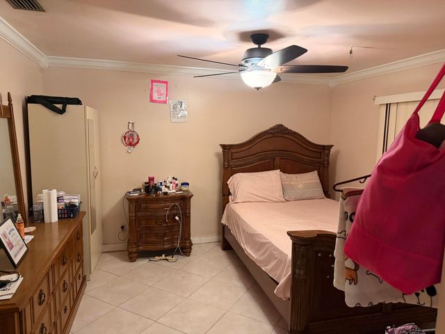 6082 Wauconda Way E, Lake Worth, FL 33463