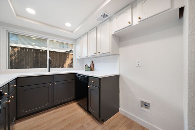 2653 Via Catalina, Carrollton, TX 75006