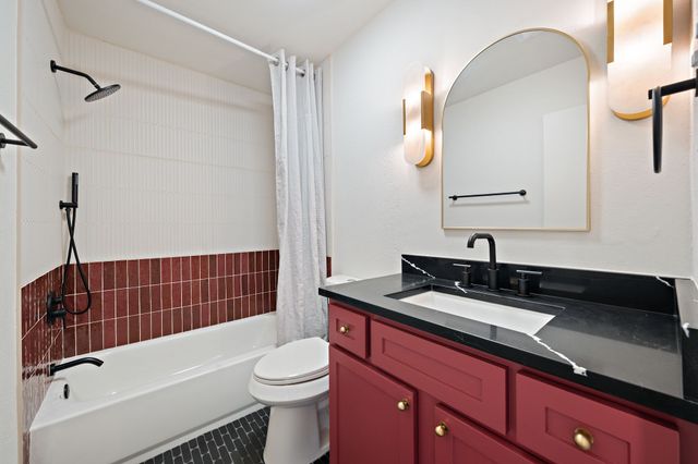 2653 Via Catalina, Carrollton, TX 75006