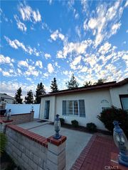 7271 Wood, Riverside, CA 92506
