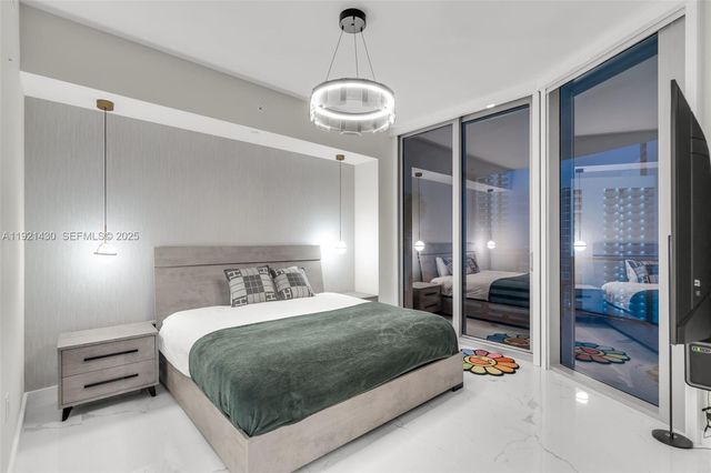 851 NE 1st Ave 4009, Miami, FL 33132