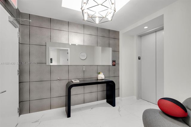 851 NE 1st Ave 4009, Miami, FL 33132