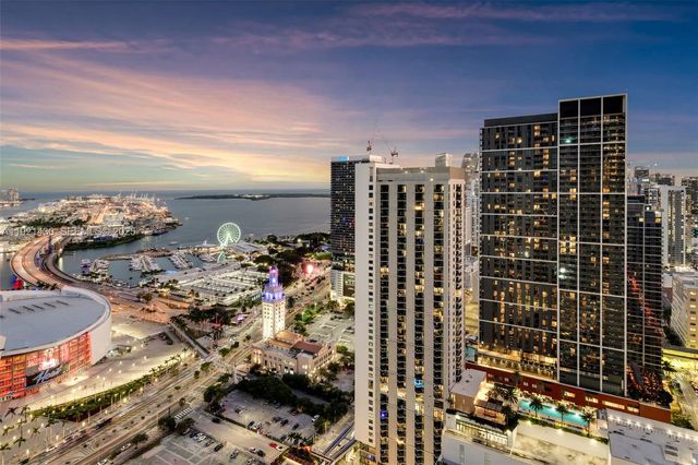 851 NE 1st Ave 4009, Miami, FL 33132