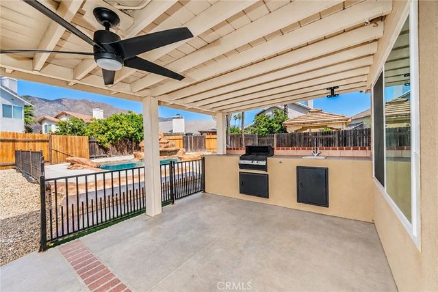 361 Wales Court, San Jacinto, CA 92583