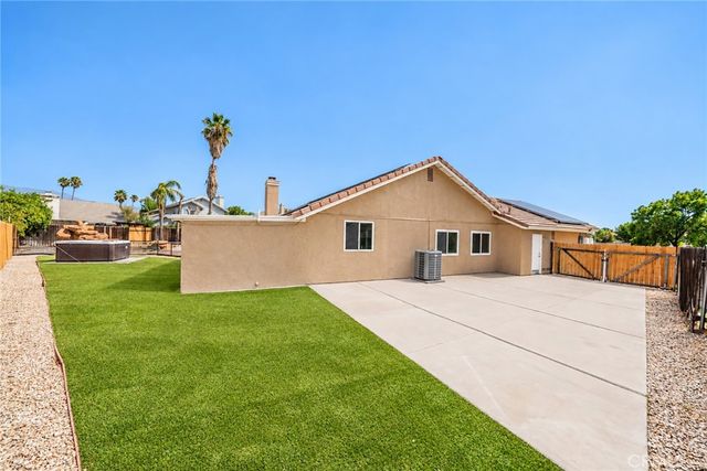 361 Wales Court, San Jacinto, CA 92583