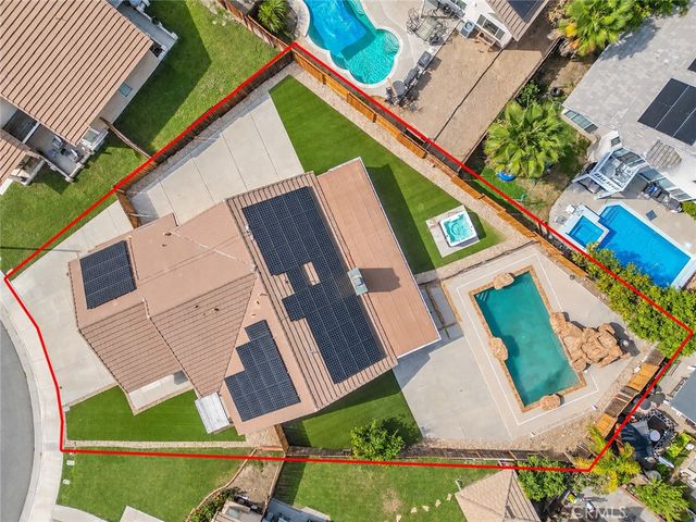361 Wales Court, San Jacinto, CA 92583