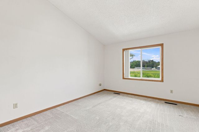 21728 Evergreen Trail, Rogers, MN 55374
