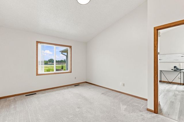 21728 Evergreen Trail, Rogers, MN 55374