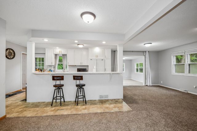 9631 13th Avenue S, Bloomington, MN 55425