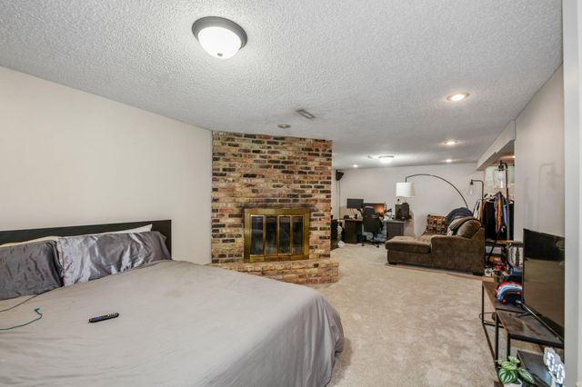 9631 13th Avenue S, Bloomington, MN 55425