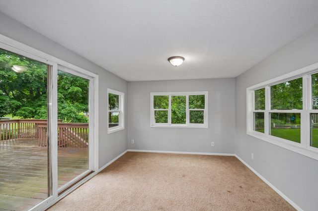 9631 13th Avenue S, Bloomington, MN 55425