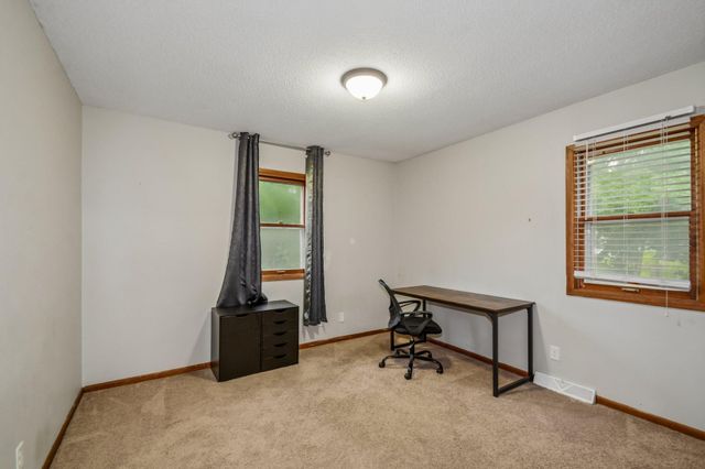 9631 13th Avenue S, Bloomington, MN 55425