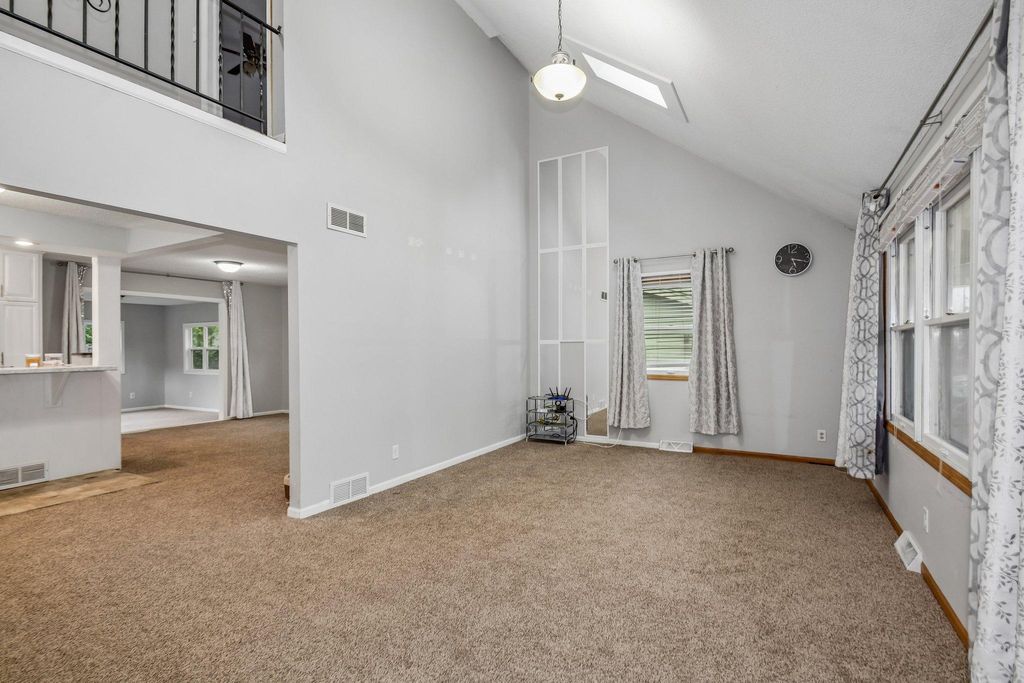 9631 13th Avenue S, Bloomington, MN 55425 — photo 2
