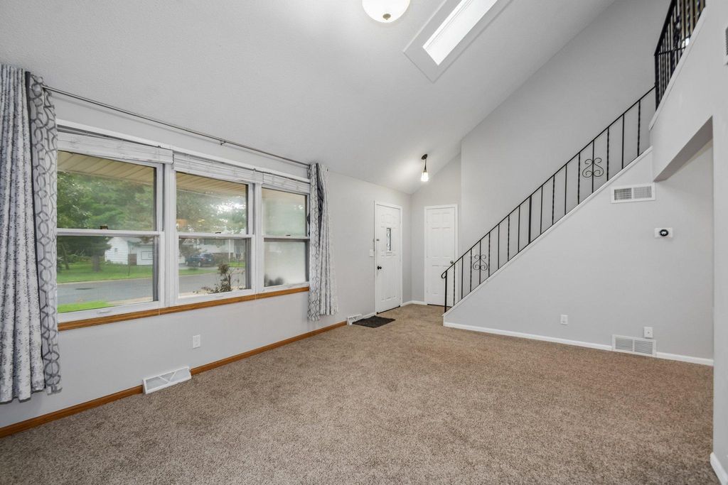 9631 13th Avenue S, Bloomington, MN 55425 — photo 4
