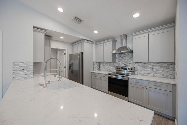 5901 E Friess Drive, Scottsdale, AZ 85254