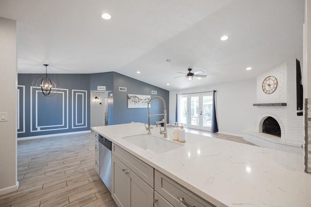 5901 E Friess Drive, Scottsdale, AZ 85254