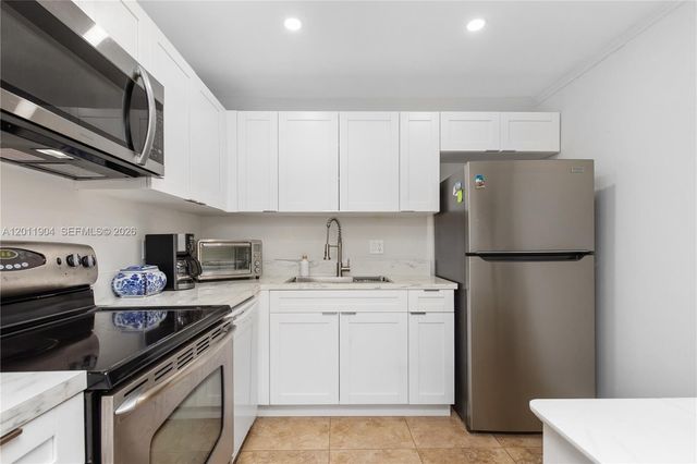 21133 SW 85th Ave 103, Cutler Bay, FL 33189