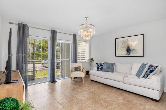 21133 SW 85th Ave 103, Cutler Bay, FL 33189
