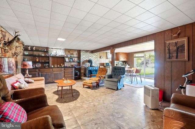 56 HILLVIEW RD, Birdsboro, PA 19508
