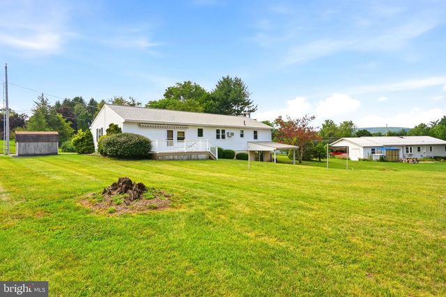 56 HILLVIEW RD, Birdsboro, PA 19508