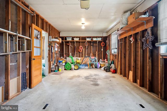 56 HILLVIEW RD, Birdsboro, PA 19508