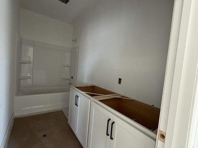 1012 Linn Cove Ct, Gallatin, TN 37066