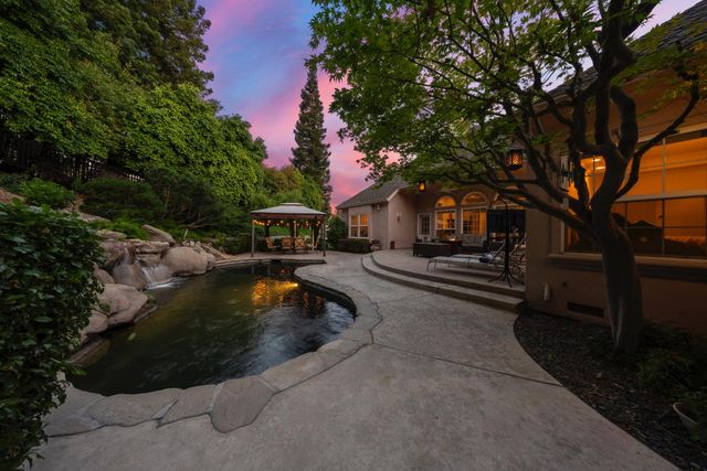 11318 Scarlet Oak Dr, Oakdale, CA 95361