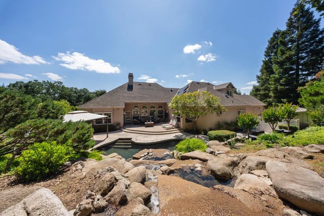 11318 Scarlet Oak Dr, Oakdale, CA 95361