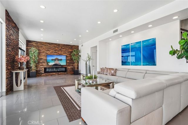 17764 Sidwell Street, Granada Hills, CA 91344