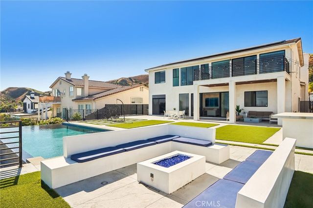 17764 Sidwell Street, Granada Hills, CA 91344