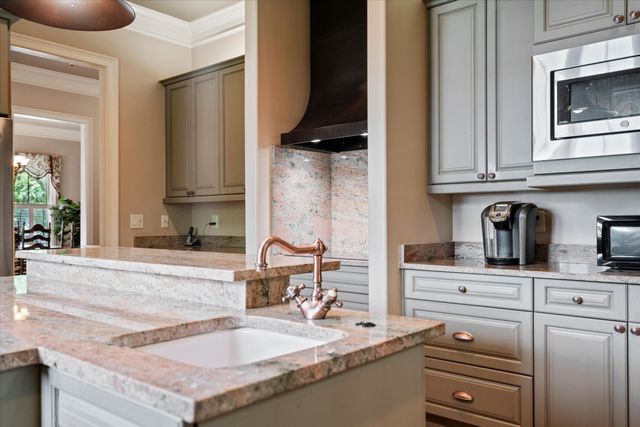 2217 Beckenham Drive, Mount Pleasant, SC 29466