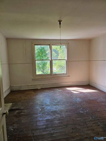 704 West Washington Street, Athens, AL 35611