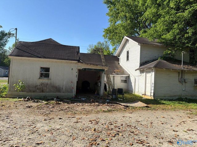 704 West Washington Street, Athens, AL 35611