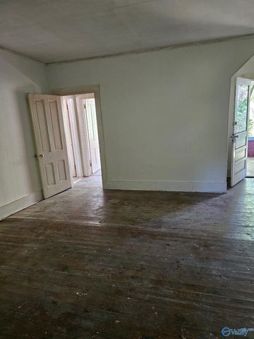 704 West Washington Street, Athens, AL 35611