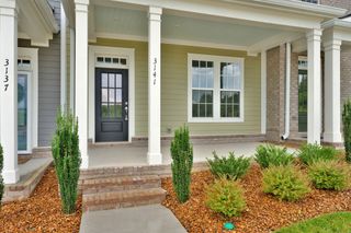 3141 Setting Sun Dr, Thompsons Station, TN 37179