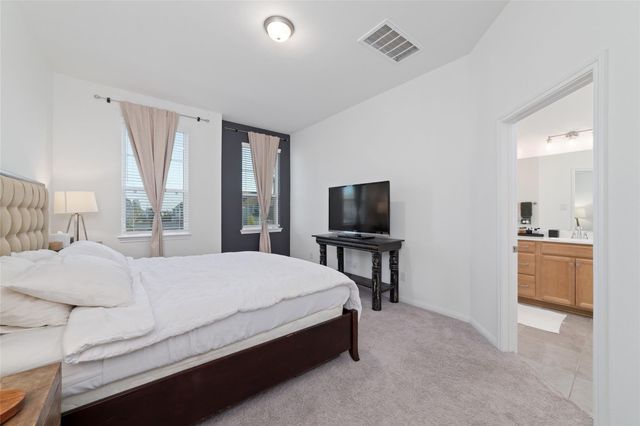 331 E Coralburst Loop, Montgomery, TX 77316